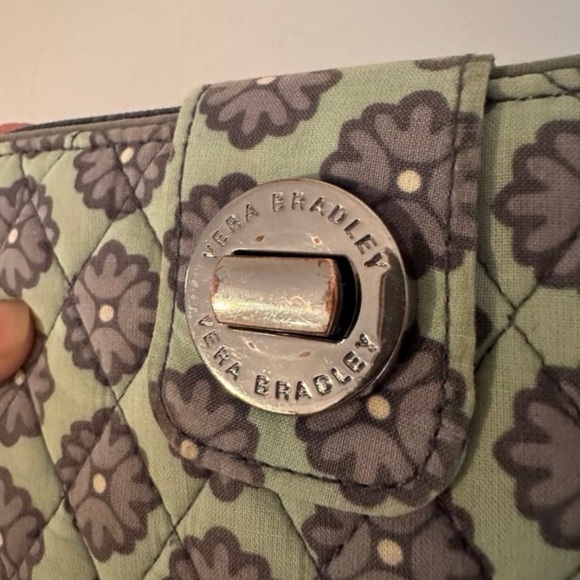 Vera Bradley Floral Quilted Women's Wallet - Picture 2 of 11